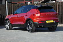 Volvo XC40 2.0 T4 R-Design Pro SUV 5dr Petrol Auto AWD Euro 6 (s/s) (190 ps)