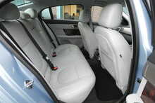 Jaguar XF 3.0d V6 Luxury Saloon 4dr Diesel Auto Euro 5 (240 ps)