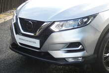 Nissan Qashqai 1.5 dCi N-Connecta SUV 5dr Diesel Manual Euro 6 (s/s) (110 ps)