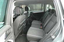 Volkswagen Tiguan 2.0 TDI SE Navigation SUV 5dr Diesel DSG Euro 6 (s/s) (150 ps)