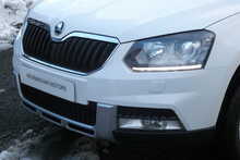 Skoda Yeti 2.0 TDI Elegance Outdoor 5dr Diesel DSG 4WD Euro 5 (140 ps)