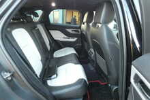 Jaguar F-PACE 2.0 D180 R-Sport SUV 5dr Diesel Auto AWD Euro 6 (s/s) (180 ps)