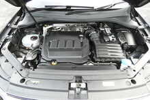 Volkswagen Tiguan 2.0 TDI R-Line SUV 5dr Diesel DSG 4Motion Euro 6 (s/s) (200 ps)