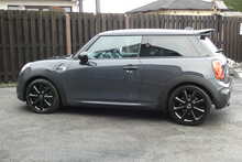 MINI Hatch 2.0 Cooper SD Hatchback 3dr Diesel Auto 6Spd Euro 6 (s/s) (170 ps)