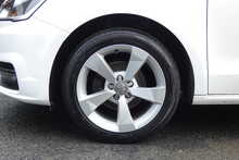 Audi A1 1.0 TFSI Sport Hatchback 3dr Petrol S Tronic Euro 6 (s/s) (95 ps)