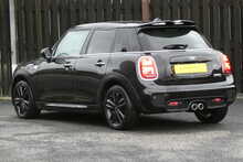 MINI Hatch Cooper 2.0 Cooper S Sport Hatchback 5dr Petrol Steptronic Euro 6 (s/s) (192 ps)