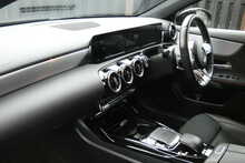 Mercedes-Benz A Class 2.0 A35 AMG Hatchback 5dr Petrol SpdS DCT 4MATIC Euro 6 (s/s) (306 ps)