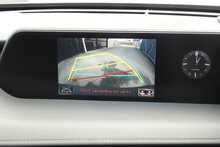 Lexus UX 2.0 250h SUV 5dr Petrol Hybrid E-CVT Euro 6 (s/s) (184 ps)