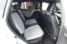 Toyota RAV4 2.5 VVT-h Excel SUV 5dr Petrol Hybrid CVT 4WD Euro 6 (s/s) (Safety Sense, Nav) (197 ps)