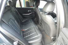 BMW 3 Series 2.0 320d M Sport Touring 5dr Diesel Auto Euro 6 (s/s) (190 ps)