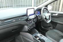 Ford Kuga 2.5h Duratec Black Package Edition SUV 5dr Petrol Hybrid CVT Euro 6 (s/s) (190 ps)