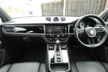 Porsche Macan 2.9T V6 S SUV 5dr Petrol PDK 4WD Euro 6 (s/s) (380 ps)