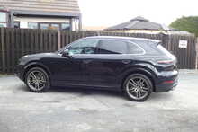 Porsche Cayenne 2.9T V6 S SUV 5dr Petrol TiptronicS 4WD Euro 6 (s/s) (440 ps)