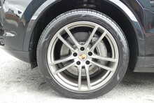 Porsche Cayenne 2.9T V6 S SUV 5dr Petrol TiptronicS 4WD Euro 6 (s/s) (440 ps)