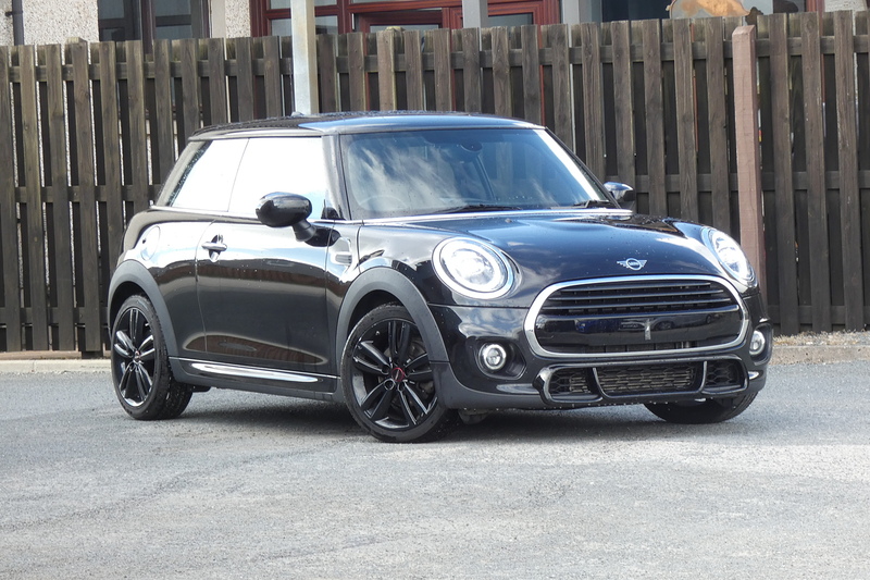 MINI 1.5 Cooper Sport Hatchback 3dr Petrol Steptronic Euro 6 (s/s) (136 ps)
