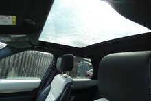 Land Rover Discovery 3.0 D300 MHEV R-Dynamic SE SUV 5dr Diesel Auto 4WD Euro 6 (s/s) (300 ps)