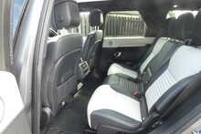 Land Rover Discovery 3.0 D300 MHEV R-Dynamic SE SUV 5dr Diesel Auto 4WD Euro 6 (s/s) (300 ps)
