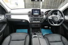 Mercedes-Benz GLE 3.0 GLE350d V6 AMG Line (Premium) SUV 5dr Diesel G-Tronic 4MATIC Euro 6 (s/s) (258 ps)