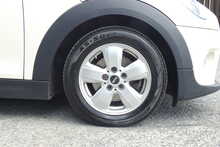 MINI Hatch 1.5 Cooper Classic Hatchback 3dr Petrol Manual Euro 6 (s/s) (136 ps)