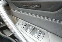 BMW 5 Series 3.0 530d M Sport Touring 5dr Diesel Auto xDrive Euro 6 (s/s) (265 ps)