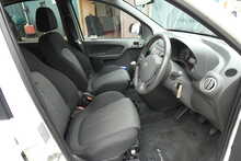 Fiat Panda 1.4 16v 100HP Hatchback 5dr Petrol Manual (154 g/km, 100 bhp)