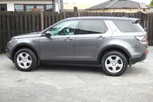 Land Rover Discovery 2.0 TD4 SE Tech SUV 5dr Diesel Manual 4WD Euro 6 (s/s) (5 Seat) (150 ps)