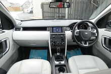 Land Rover Discovery 2.0 TD4 SE Tech SUV 5dr Diesel Manual 4WD Euro 6 (s/s) (5 Seat) (150 ps)