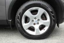 Land Rover Discovery 2.0 TD4 SE Tech SUV 5dr Diesel Manual 4WD Euro 6 (s/s) (5 Seat) (150 ps)