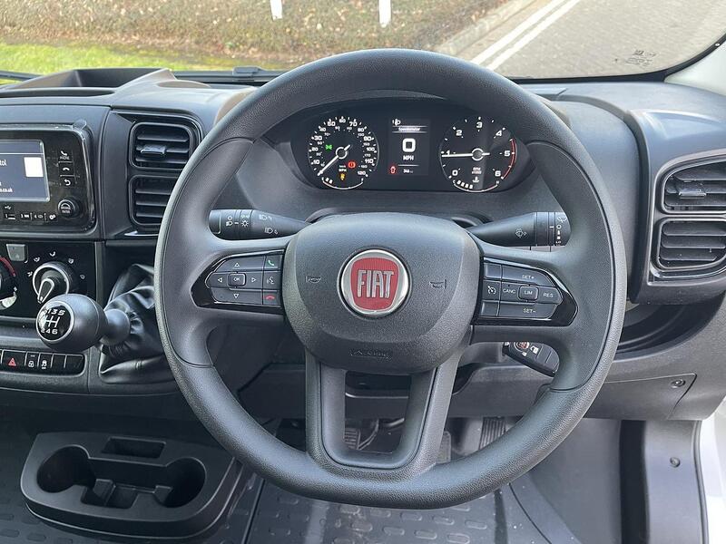 Fiat Ducato 2.2 MultijetIII 35 Maxi Platform Cab L3 H1 Euro 6 (s/s) 2dr
