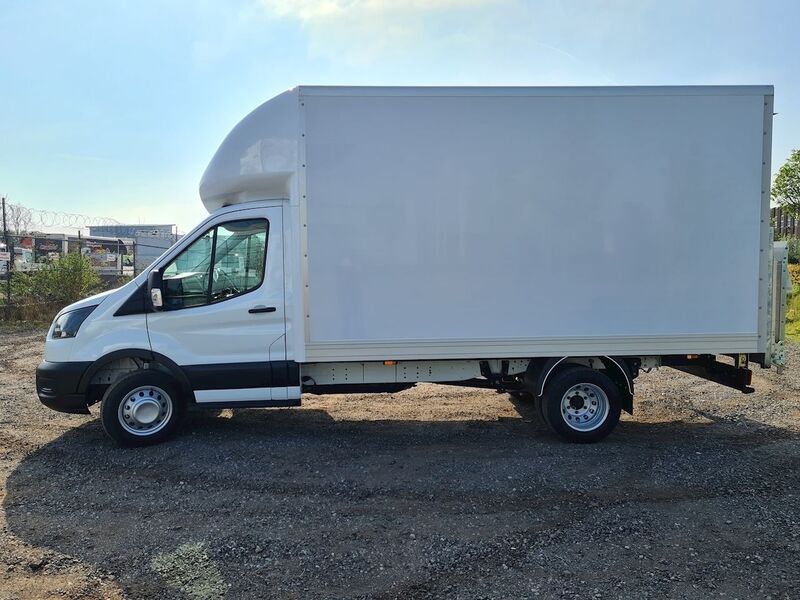 Ford Transit 350 LWB Luton with Taillift 2dr Luton Manual Diesel