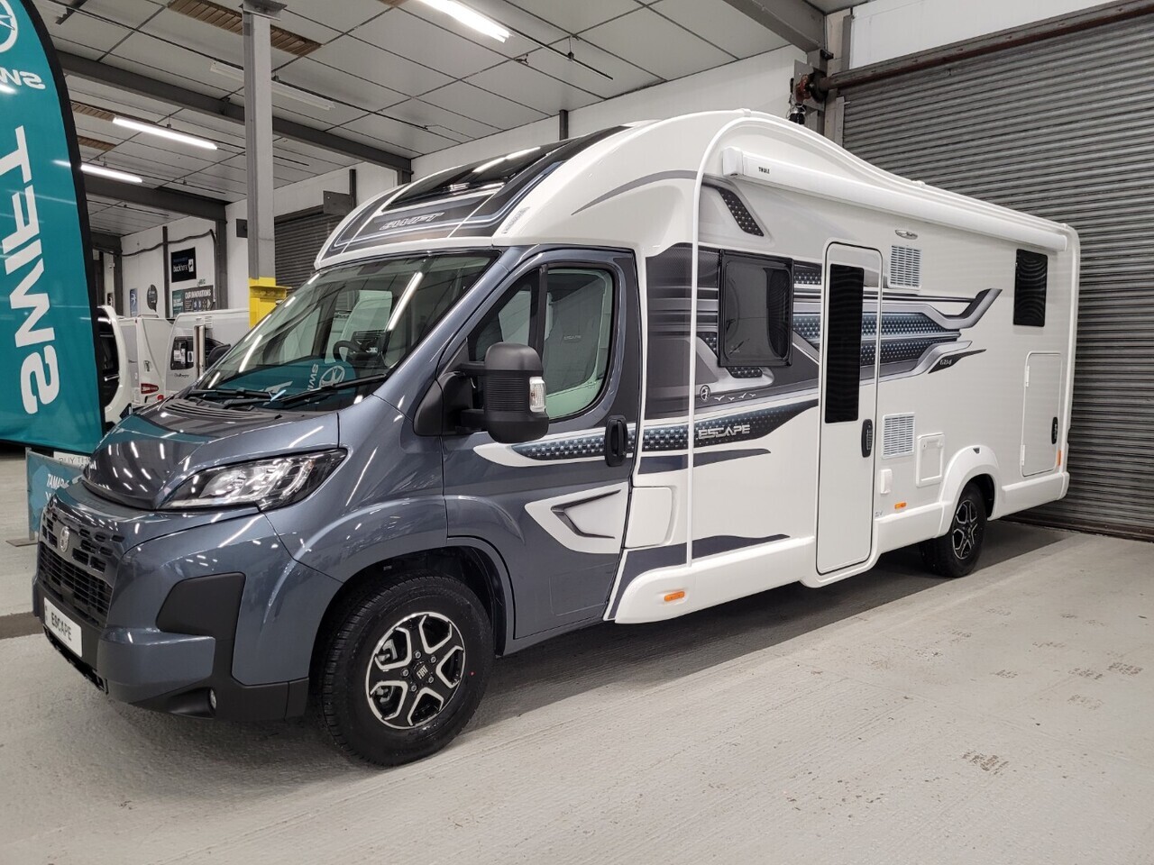 Swift Escape 684 - N2693