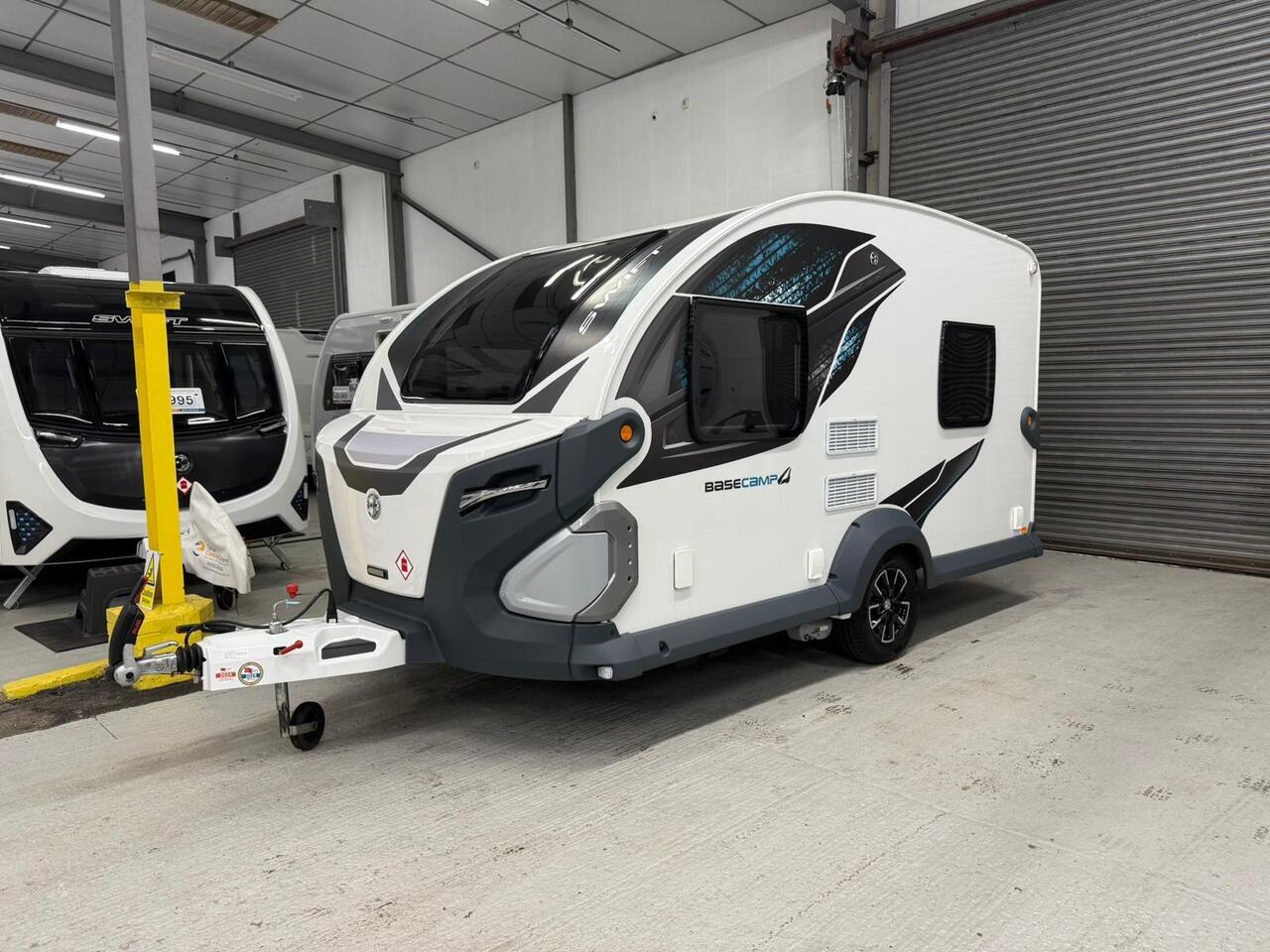 Swift Basecamp 4 - U8011