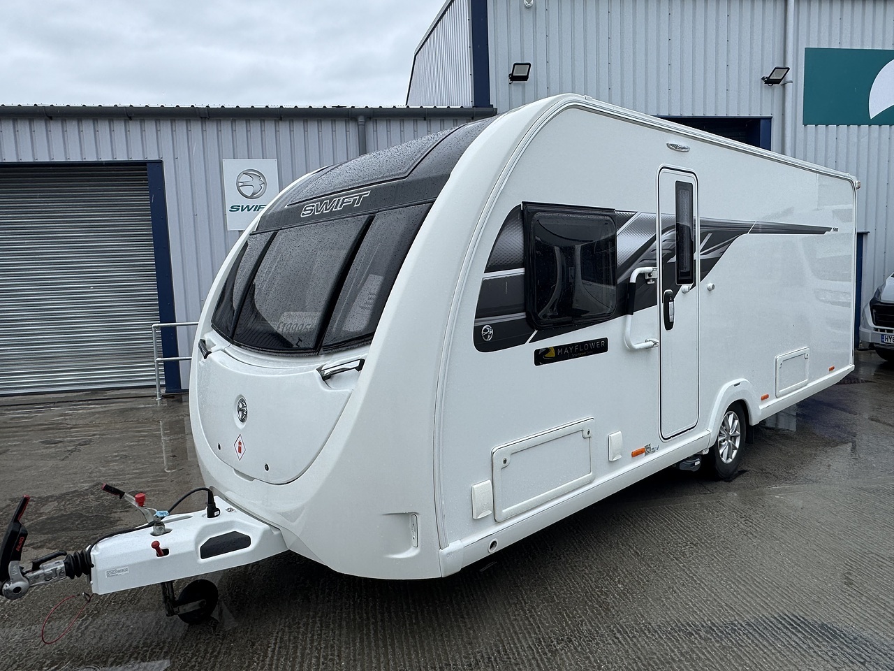 Swift Mayflower 580 - U8051