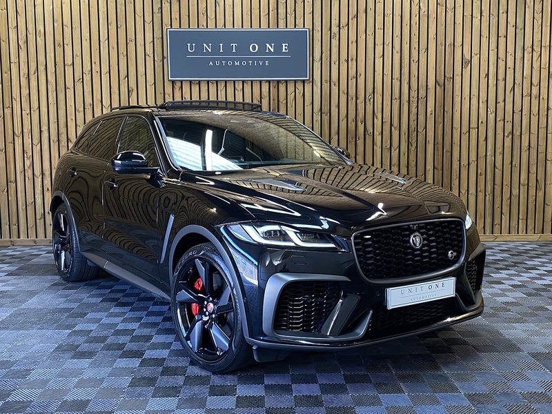 P550 V8 SVR SUV 5.0 Automatic Petrol