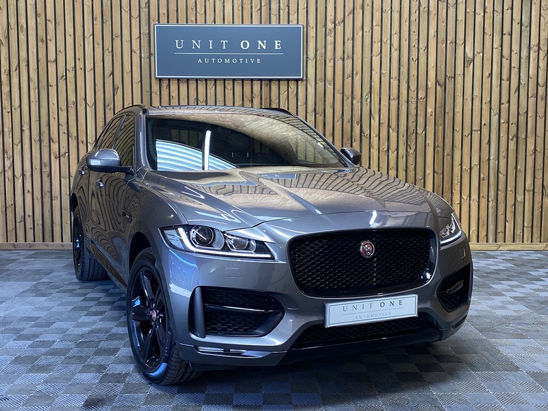 Jaguar F-Pace