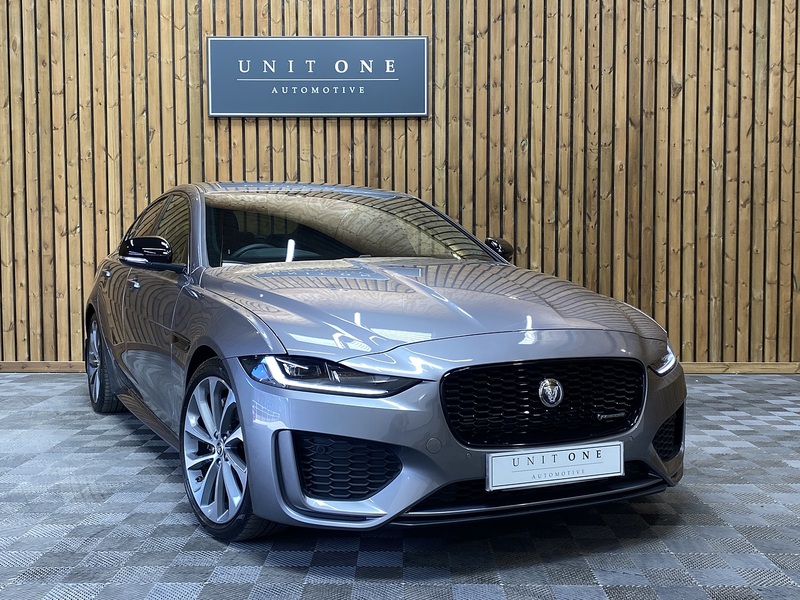Jaguar Xe