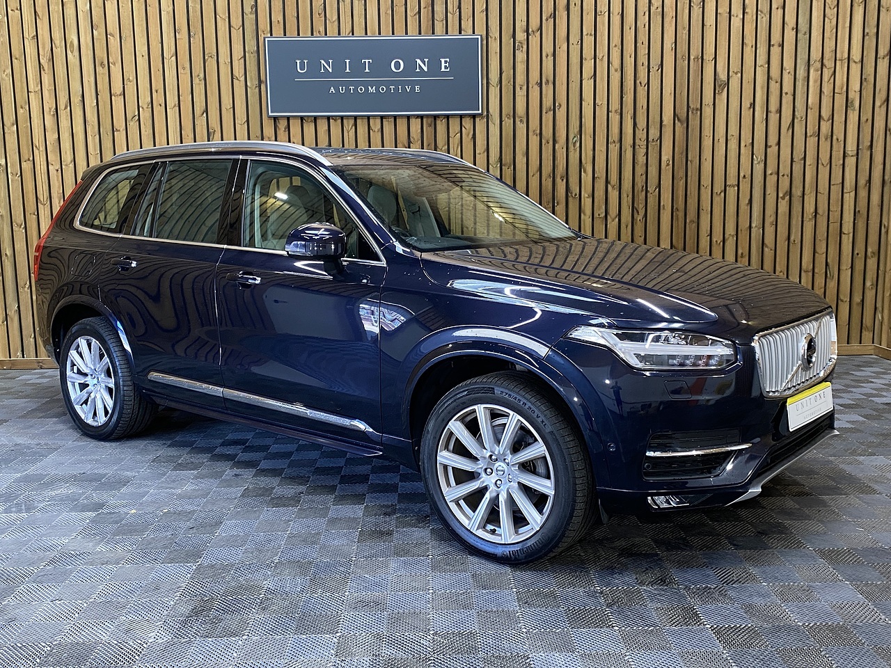 2017 Volvo XC90