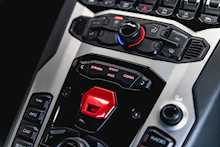 Lamborghini Aventador V12 LP 740-4 S - U1255