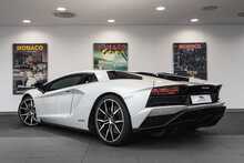 Lamborghini Aventador V12 LP 740-4 S - U1255