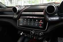 Ferrari GTC4Lusso V12 - U1344