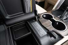 Toyota Land Cruiser ZX - U1437