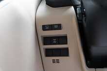 Toyota Land Cruiser ZX - U1437