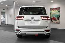 Toyota Land Cruiser ZX - U1437