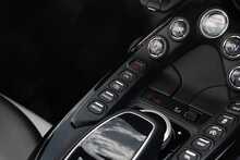 Aston Martin Vantage V8 Roadster - U1457