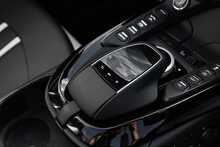 Aston Martin Vantage V8 Roadster - U1457