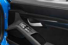 Porsche 718 Cayman GT4 - U1489