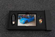 Porsche 718 Cayman GT4 - U1489