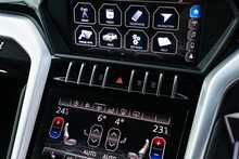 Lamborghini Urus V8 BiTurbo - U1527