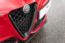 Alfa Romeo Giulia V6 Bi-Turbo Quadrifoglio - U1532