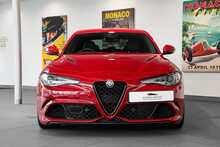 Alfa Romeo Giulia V6 Bi-Turbo Quadrifoglio - U1532
